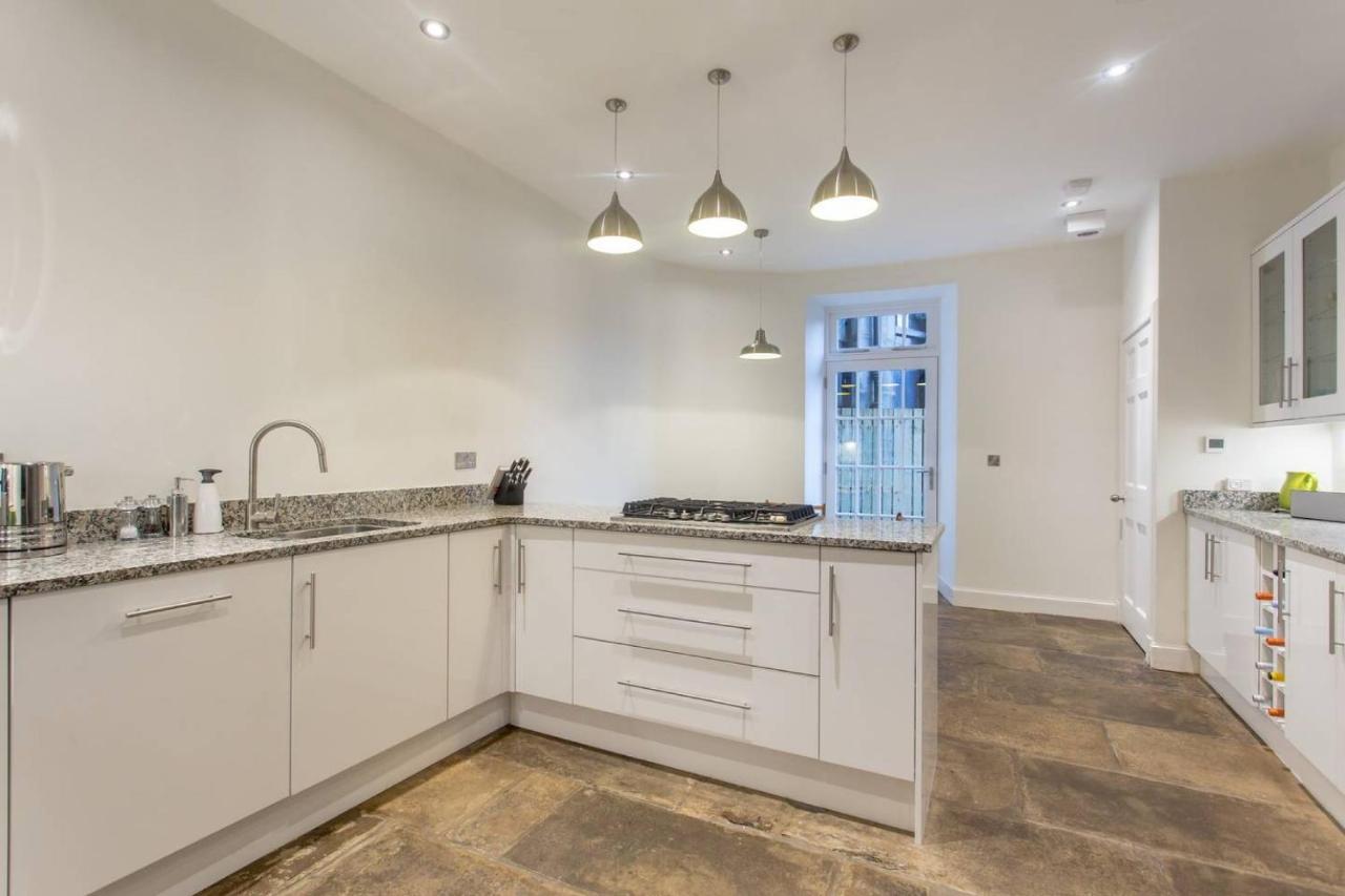 Joivy Spacious Flat With Garden In City Centre Эдинбург Экстерьер фото
