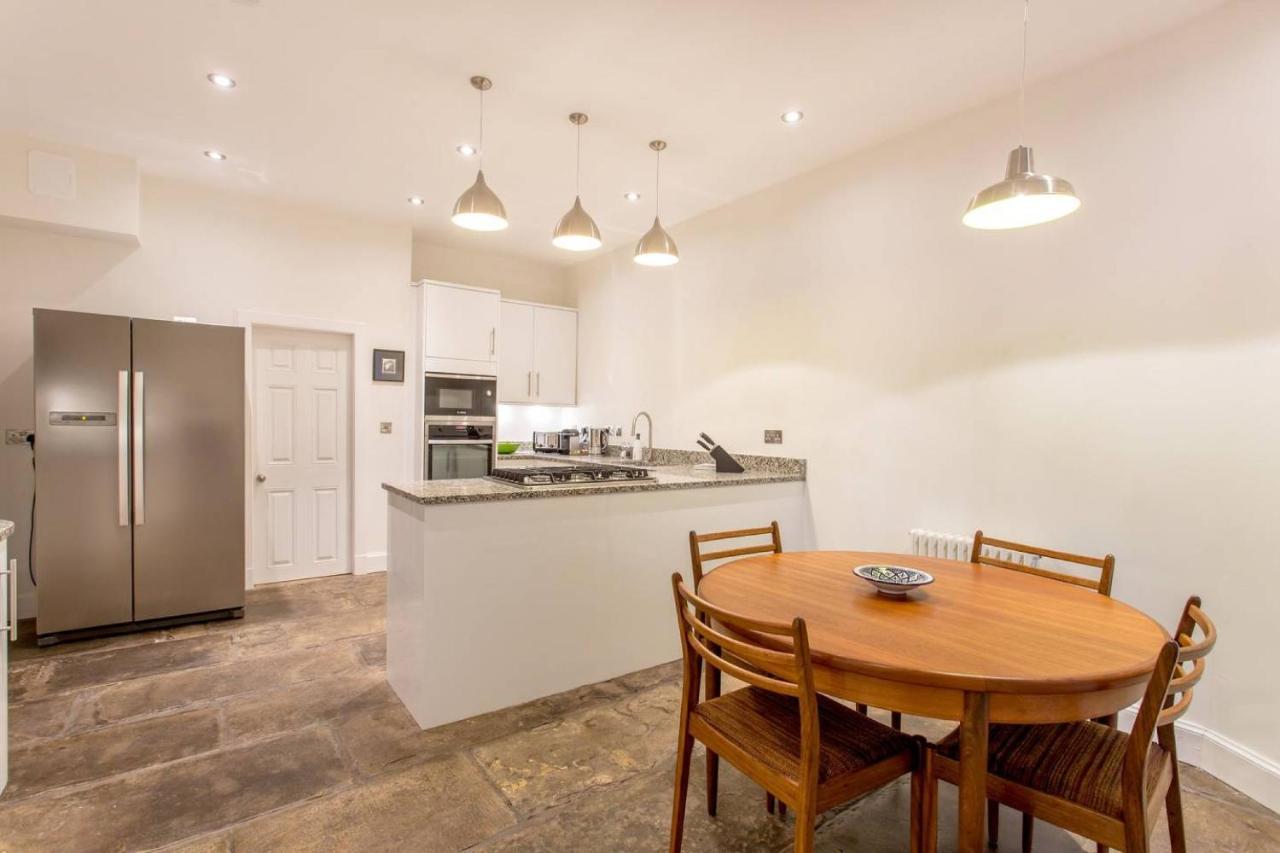 Joivy Spacious Flat With Garden In City Centre Эдинбург Экстерьер фото